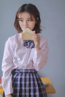 久久精品亚洲一区二区三区